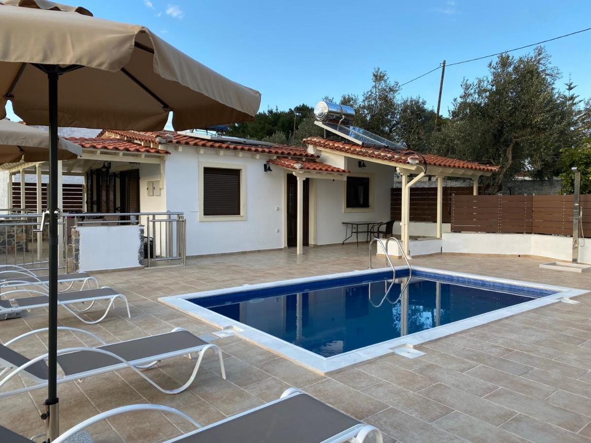 Villa Valmas Katsaros  Buitenkant foto
